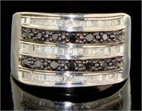 Quality 2.00 ct Black-White Baguette Diamond Ring