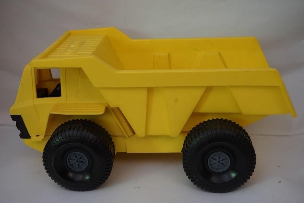 1973 Mighty Mo Dump Truck