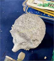 PEWTER HEDGEHOG BOX