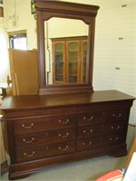 LOVELY 8 DRAWER WITH MIRROR