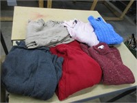 XL women's sweaters and sweatshirts