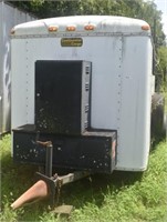10' ENCLOSED TRAILER W/CONTENTS. ROPE,