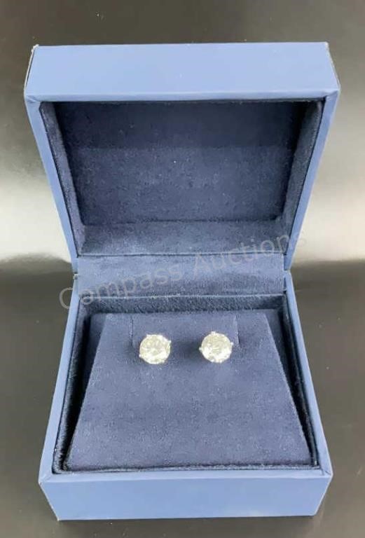 1K Laboratory Grown Diamond Earrings