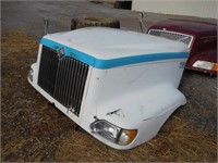 INTERNATIONAL TRUCK HOOD