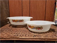 Anchor Hocking casserole dishes (2), serving