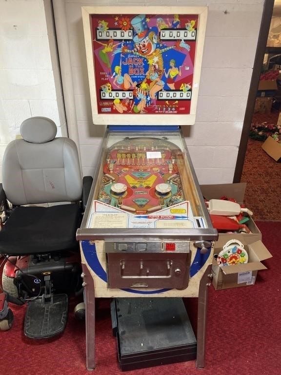 1973 GOTTLIEB'S JACK IN THE BOX PINBALL MACHINE