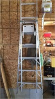 Aluminum combination ladder, leather apron