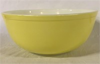 PYREX 4-QT. YELLOW BATTER BOWL