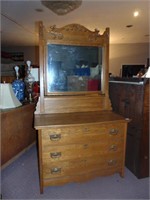 Oak Dresser 3 Deep drawers with tilt top mirror