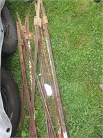 11 each Steel "T" Posts