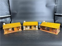 LOT OF 3 MARX BAR M RANCH TIN LITHO HOUSES