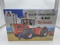 Allis Chalmers 440 Toy Farmer