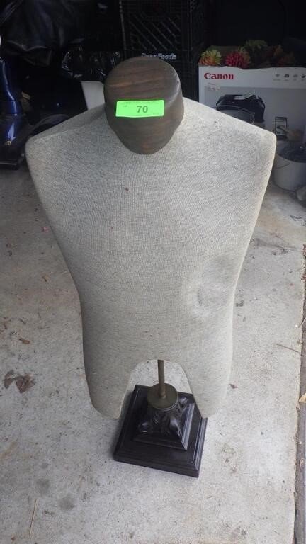 VINTAGE MANNEQINN TORSO 40"  ***NO SHIPPING***