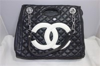 CHANEL BLACK LADIES HAND BAG