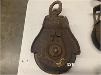 ANTIQUE  PULLEY