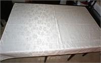 satin tablecloth leaf pattern 67" x 51"