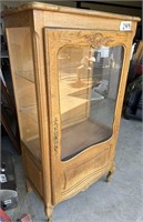 OAK CABINET WITH GLASS