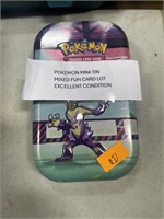Pokémon mini tin w/ cards