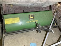 LAWN SWEEPER JOHN DEERE