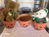 Pumpkin pots & bears