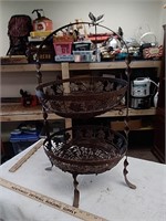 Metal basket stand