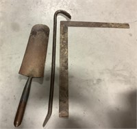 Tool lot w/ crowbar