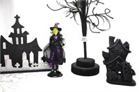 4 Black Halloween Items