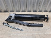 Lumax Heavy-Duty Standard Grease Gun