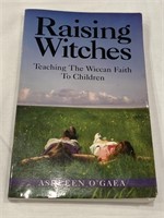 E1) Raising Witches - Teaching The Wiccan Faith To