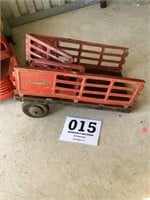 Structo toys Freeport, Illinois hay wagon with
