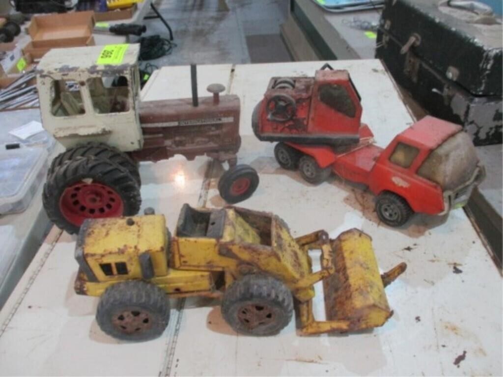 3 old toys