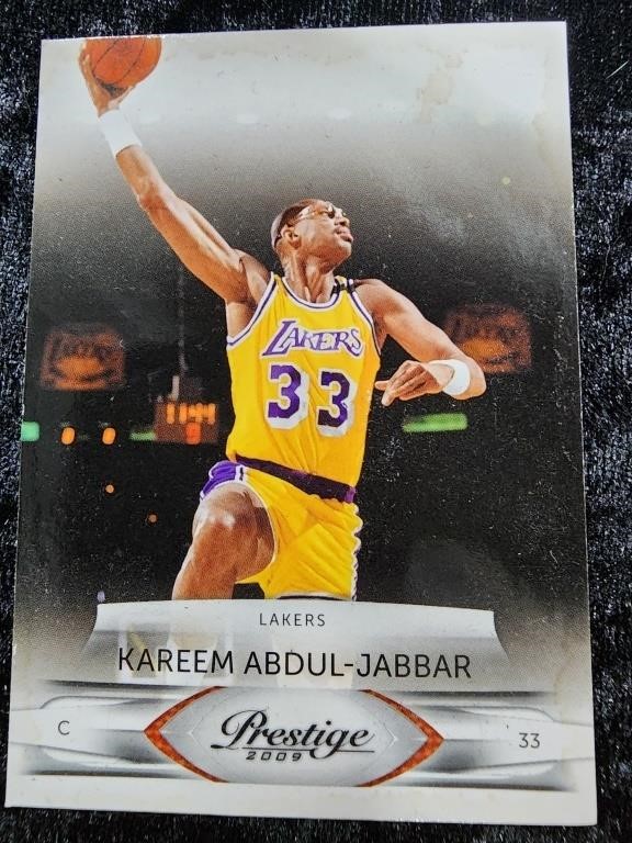 2009 Panini Prestige Basketball Card #111 Kareem