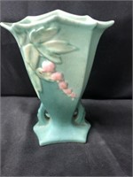 Roseville "Bleeding Heart" Vase
