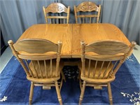 Oak Dining Room Table with Leaves and Chairs