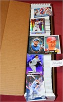 APPROX. 900 2015-PRESENT BASEBALL CARDS