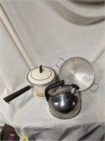 West Bend Pan, Teapot, Colander