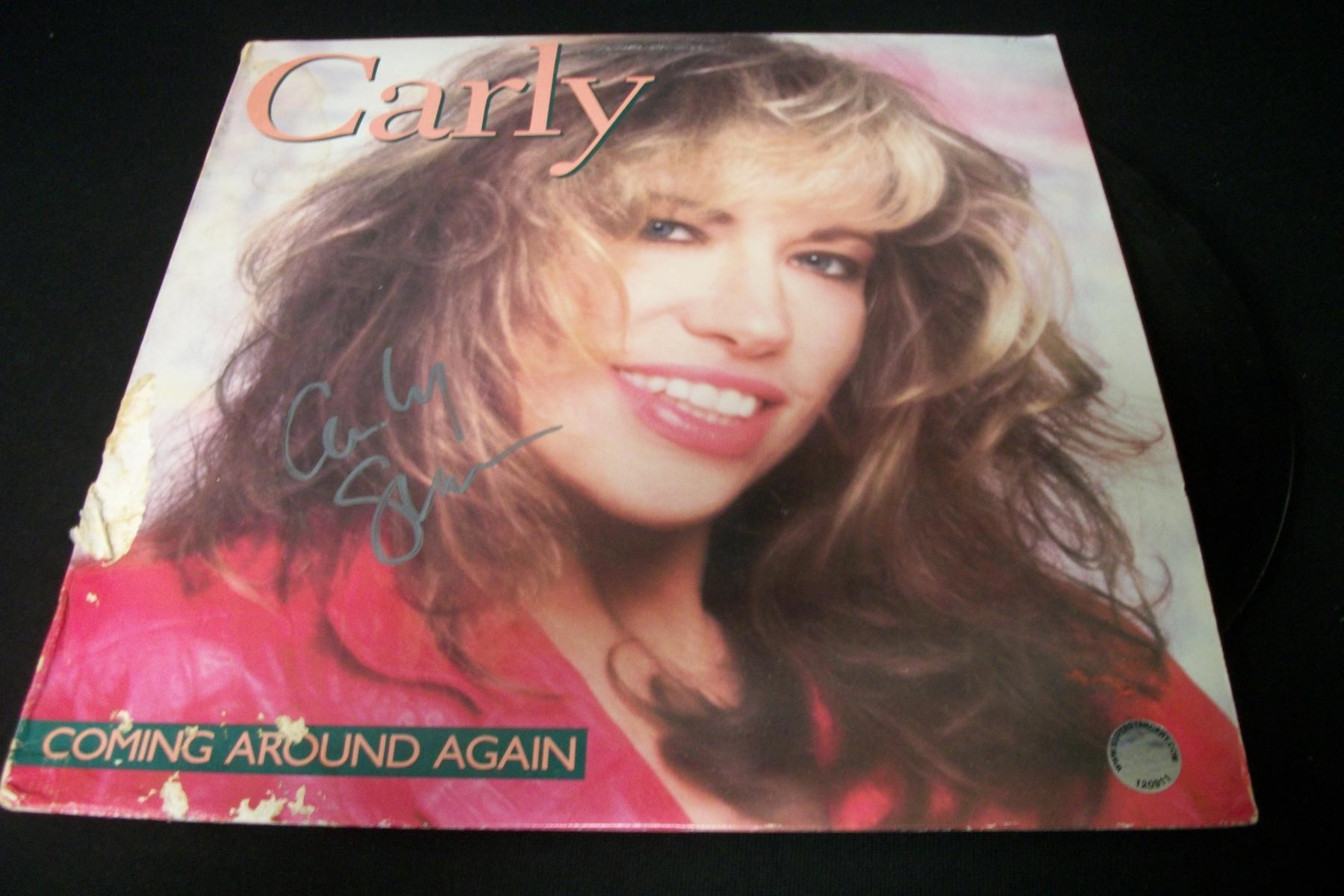 CARLY SIMON SIGNED ALBUM COVER COA