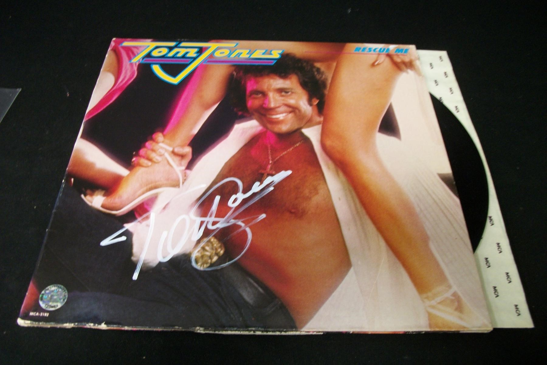 TOM JONES SIGNED ALBUM COVER COA