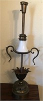 F - VINTAGE TABLE LAMP (AS IS) (B39)