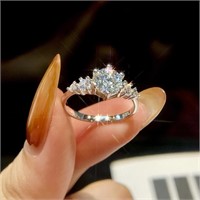 1 Carat Moissanite Diamond Engagement Ring - Women