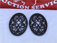 (2) Oval Cast Iron Large Metal Trivets / Wall