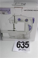 Mini Sewing Machine (U245)