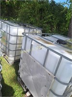 (2) 275 gal. Water Totes (Each)