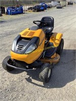 E1 Cub Cadet i1046 46in Zero Turn Tractor Riding