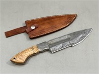 7" Fixed Blade Knife w/Tooled Leather Sheath