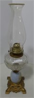 COMPOSITION/CLEAR GLASS PEDESTAL 20" OIL LAMP