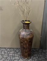 Decrotive metal flower vase 26" tall