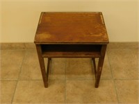 Decorative wooden table 15X20X23