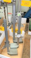 (3) HEIGHT STANDS