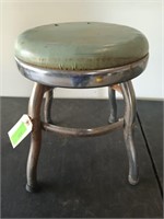 Vintage stool 16"